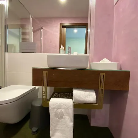 Inn Vidoeiro *